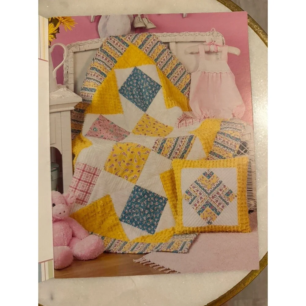 Leisure Arts 3785 Chenille Sets For Baby 6 Quilt Pillow Sets Pattern Book